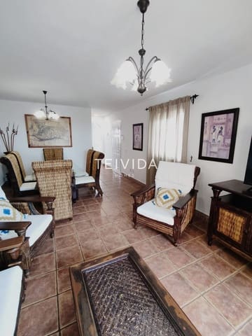 2 slaapkamer Huis te huur in Callao Salvaje, Adeje met zwembad garage - € 1.900 (Ref: 9650430)