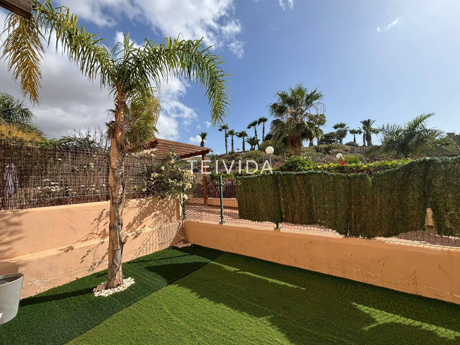 3 bedroom Flat for rent in Golf del Sur with pool garage - € 2,400 (Ref: 9650934)