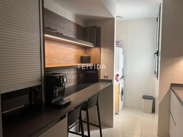 3 sypialnia Mieszkanie na sprzedaż w Santa Cruz de Tenerife z basenem garażem - 585 000 € (Ref: 9665285)