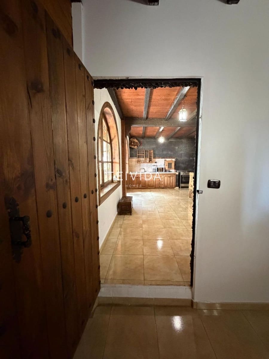 2 slaapkamer Villa te huur in Guimar met zwembad garage - € 1.950 (Ref: 9669317)
