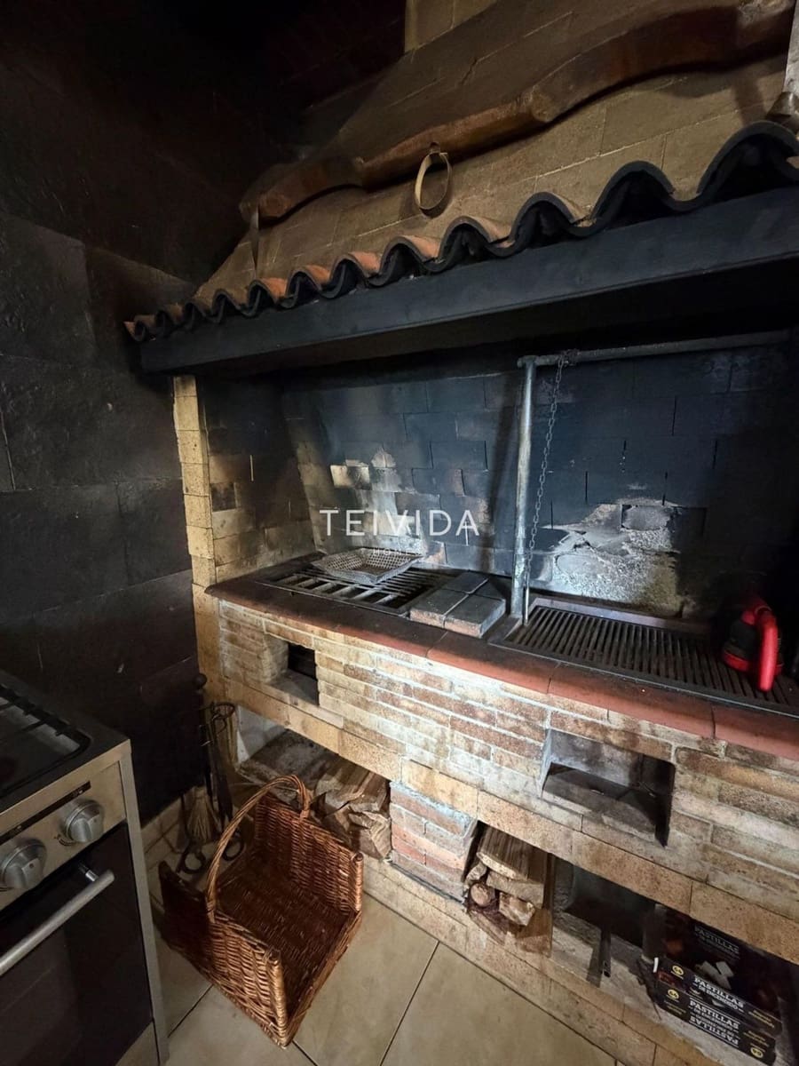 2 slaapkamer Villa te huur in Guimar met zwembad garage - € 1.950 (Ref: 9669317)