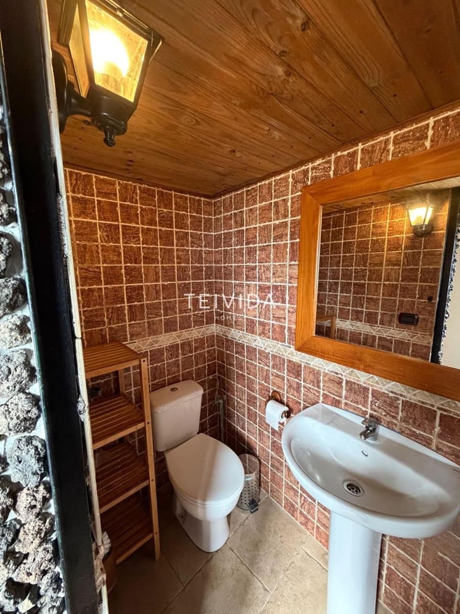 2 slaapkamer Villa te huur in Guimar met zwembad garage - € 1.950 (Ref: 9669317)