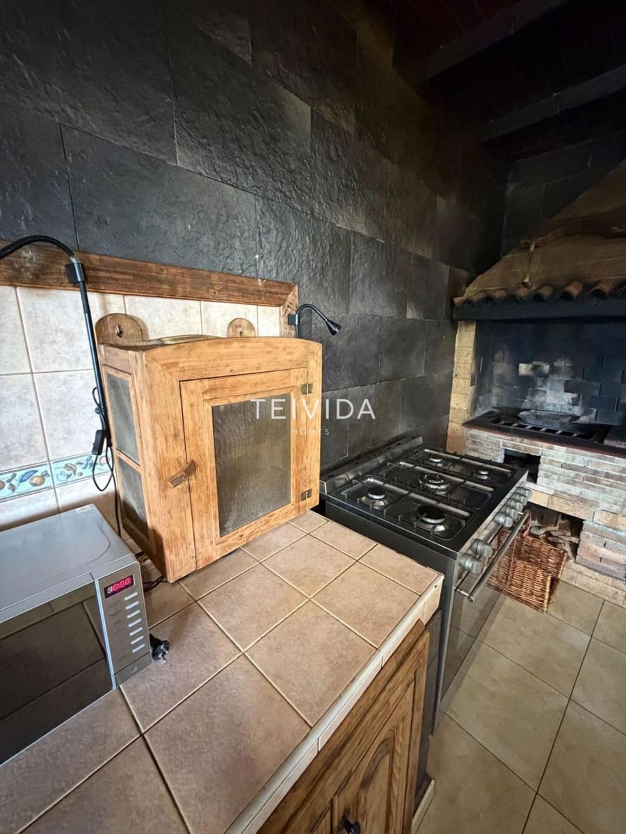 2 slaapkamer Villa te huur in Guimar met zwembad garage - € 1.950 (Ref: 9669317)