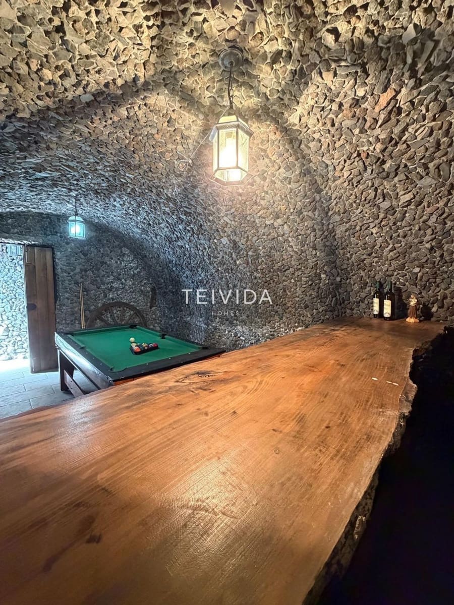 2 slaapkamer Villa te huur in Guimar met zwembad garage - € 1.950 (Ref: 9669317)