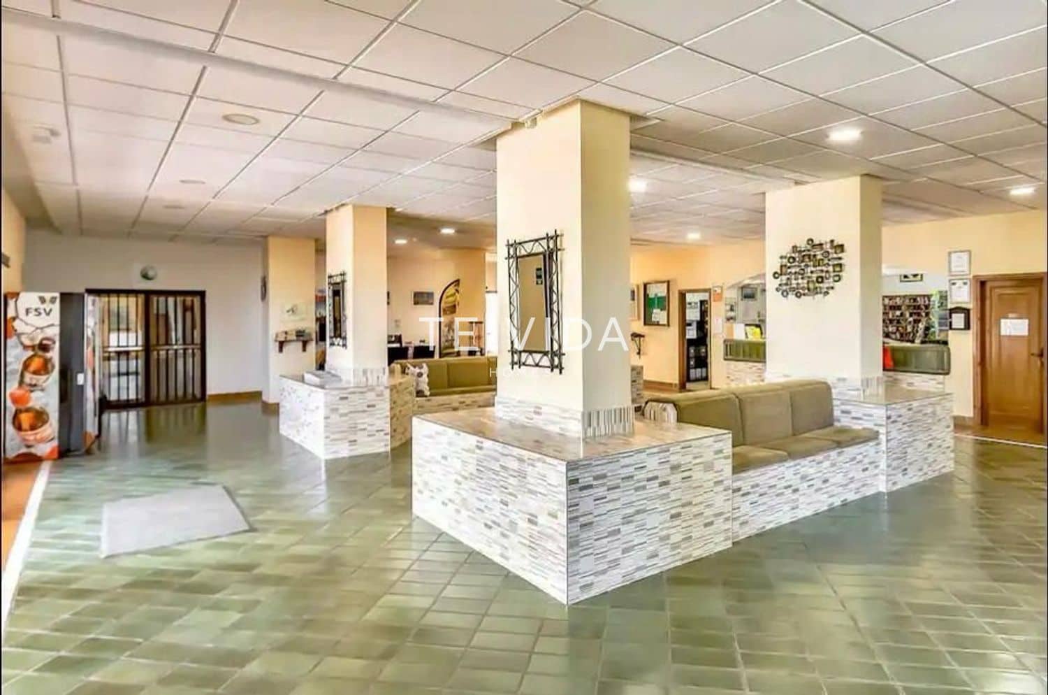 Lejlighed til salg i Los Cristianos med swimmingpool - € 235.000 (Ref: 9669580)