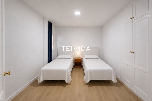 2 sovrum Lägenhet att hyra i Palm-Mar, Arona med pool garage - 1 450 € (Ref: 9672128)