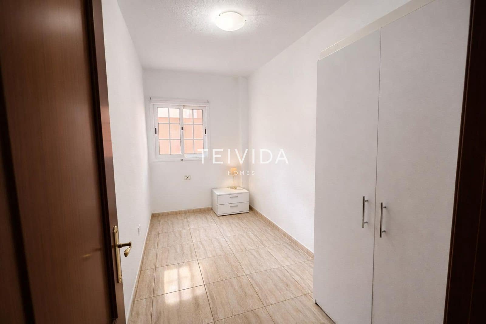 Piso de 2 habitaciones en Palm-Mar en alquiler con piscina garaje - 1.550 € (Ref: 9673640)