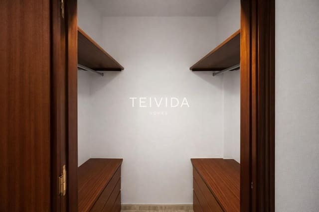 Piso de 2 habitaciones en Palm-Mar, Arona en alquiler con piscina garaje - 1.550 € (Ref: 9673640)