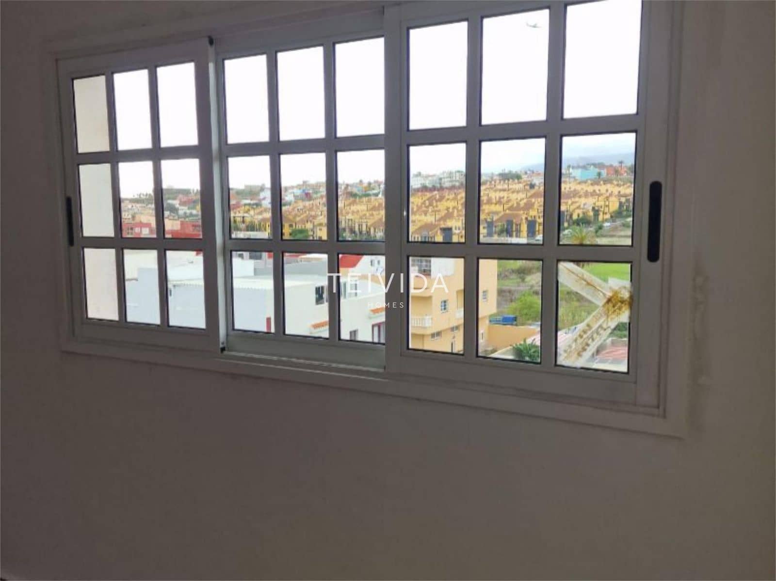 Piso de 3 habitaciones en San Cristóbal de La Laguna en venta con garaje - 255.000 € (Ref: 9675087)