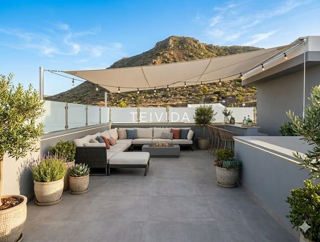 Piso de 3 habitaciones en San Cristóbal de La Laguna en venta con garaje - 255.000 € (Ref: 9675087)