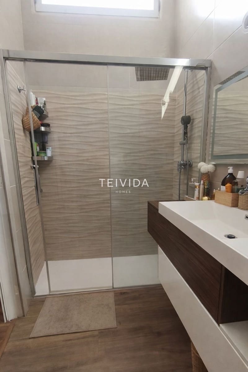 2 slaapkamer Flat te koop in El Rosario met zwembad garage - € 379.000 (Ref: 9679108)