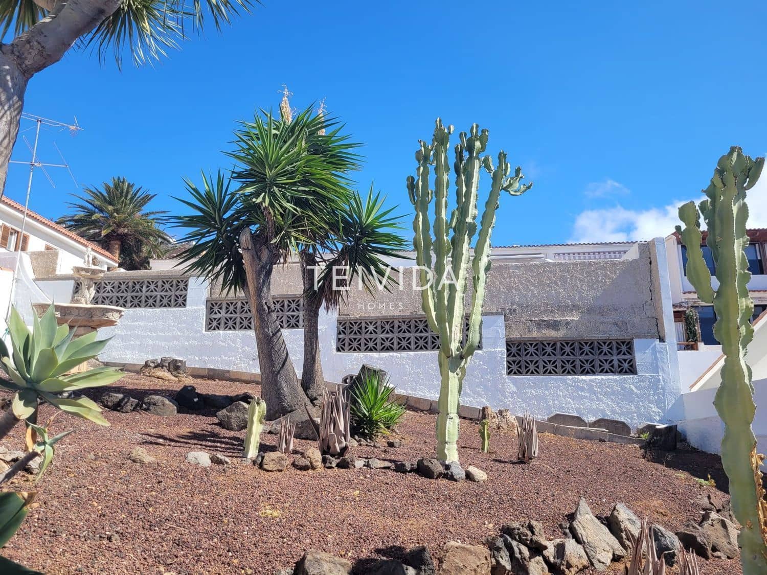 2 slaapkamer Flat te koop in El Rosario met zwembad garage - € 379.000 (Ref: 9679108)