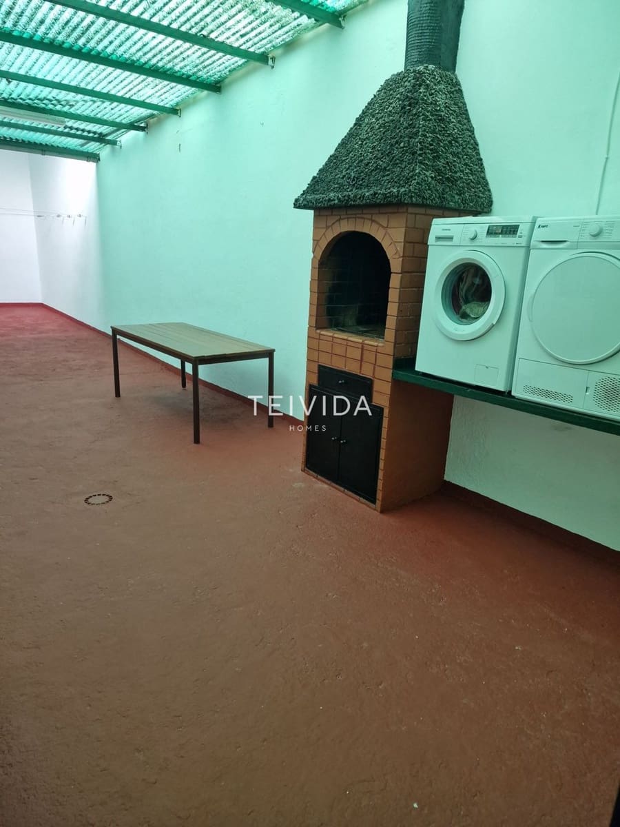 6 sovrum Lägenhet till salu i San Cristobal de La Laguna - 305 000 € (Ref: 9679109)