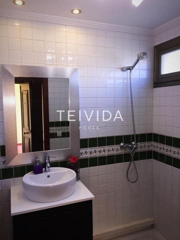2 slaapkamer Huis te koop in Los Abrigos, Granadilla de Abona met zwembad garage - € 577.000 (Ref: 9687487)