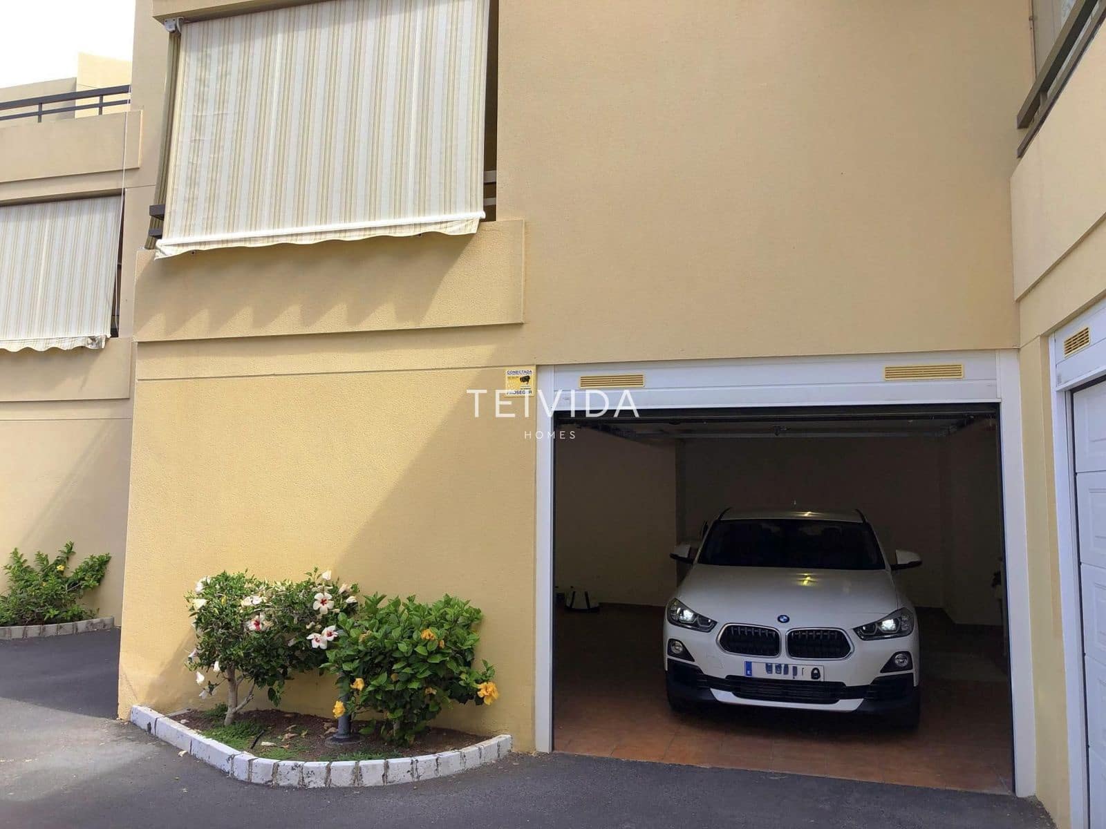 2 bedroom Townhouse for sale in Los Abrigos with pool garage - € 577,000 (Ref: 9687487)