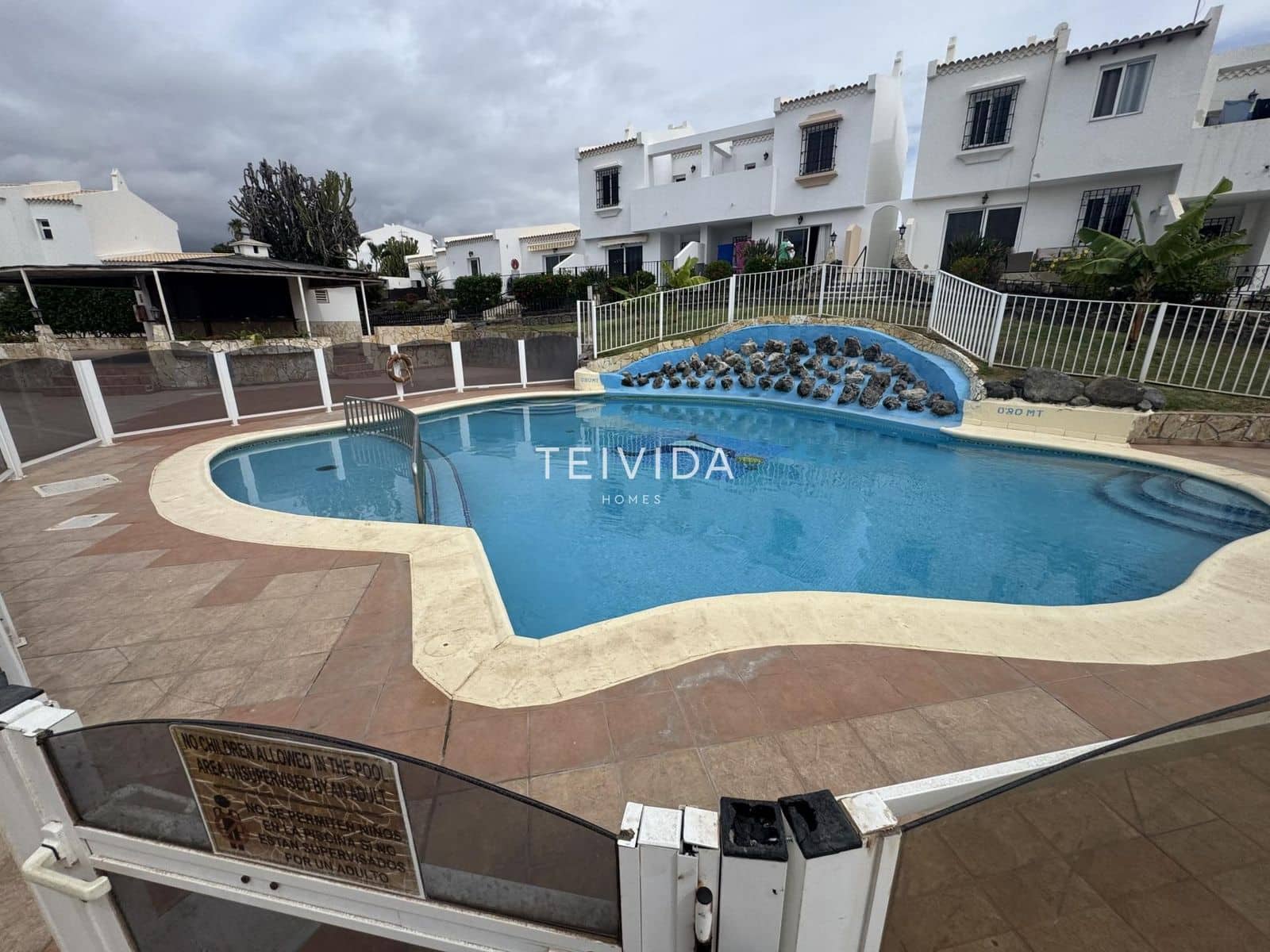2 bedroom Townhouse for sale in Golf del Sur with pool - € 349,000 (Ref: 9694055)