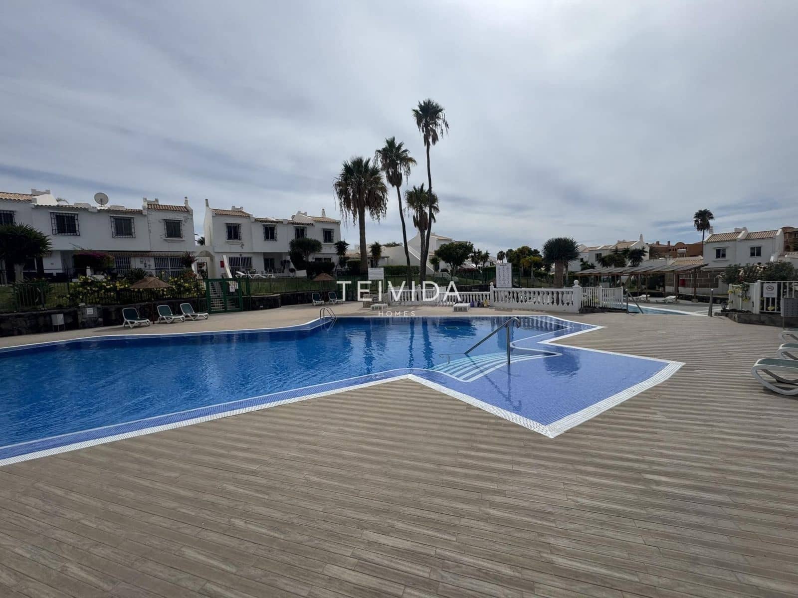 2 bedroom Townhouse for sale in Golf del Sur with pool - € 349,000 (Ref: 9694055)