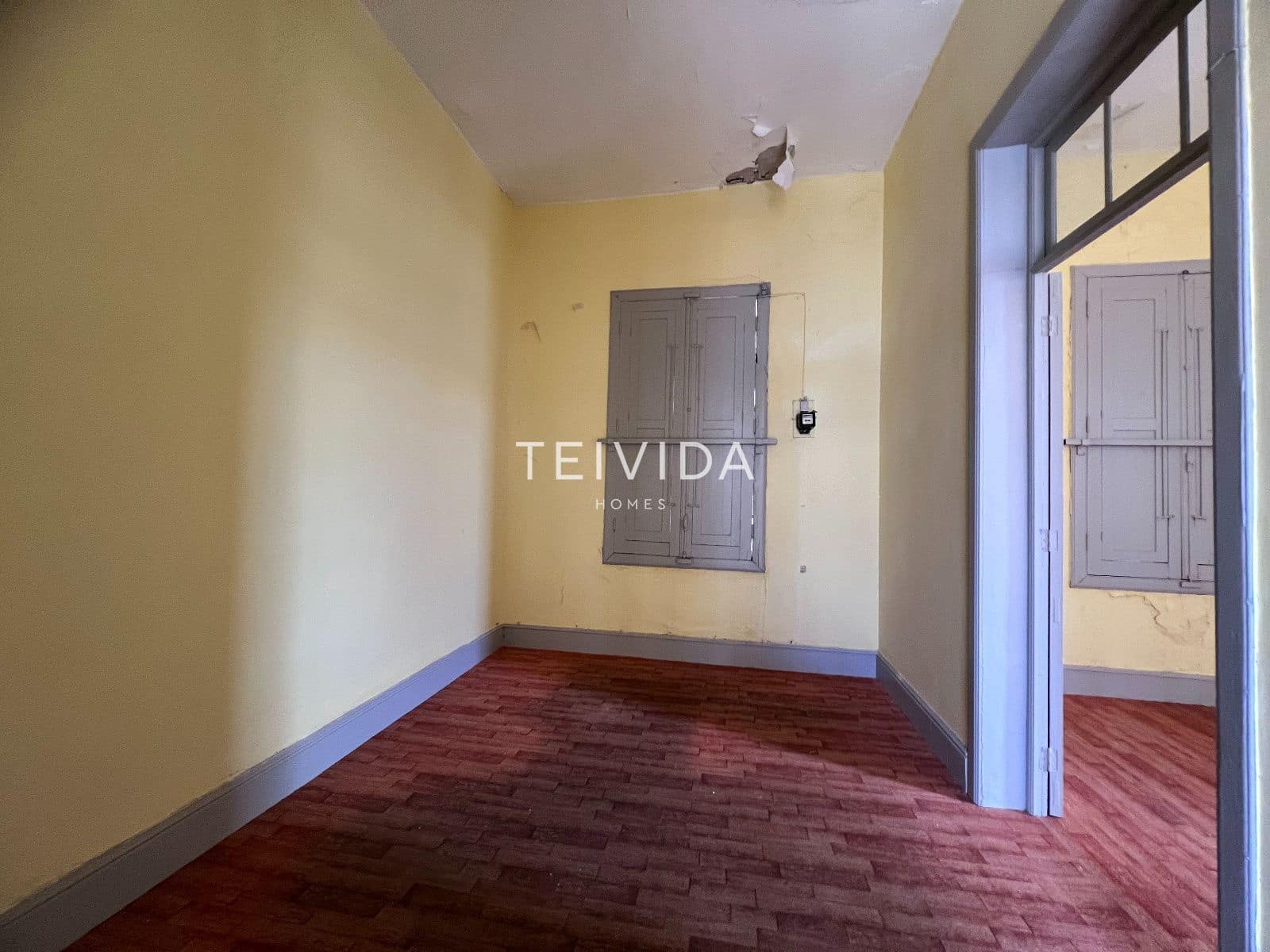 Restaurant/Bar for sale in Granadilla de Abona - € 489,900 (Ref: 9697828)