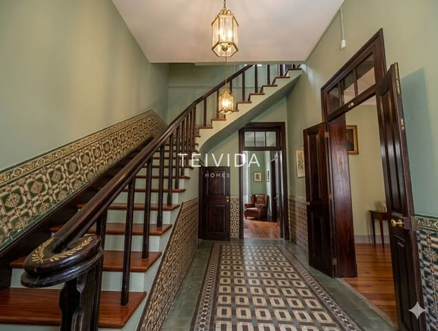 Restaurant/Bar for sale in Granadilla de Abona - € 489,900 (Ref: 9697828)