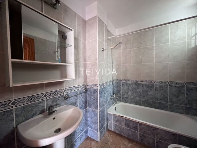 Piso de 2 habitaciones en Granadilla de Abona en venta - 195.900 € (Ref: 9699688)