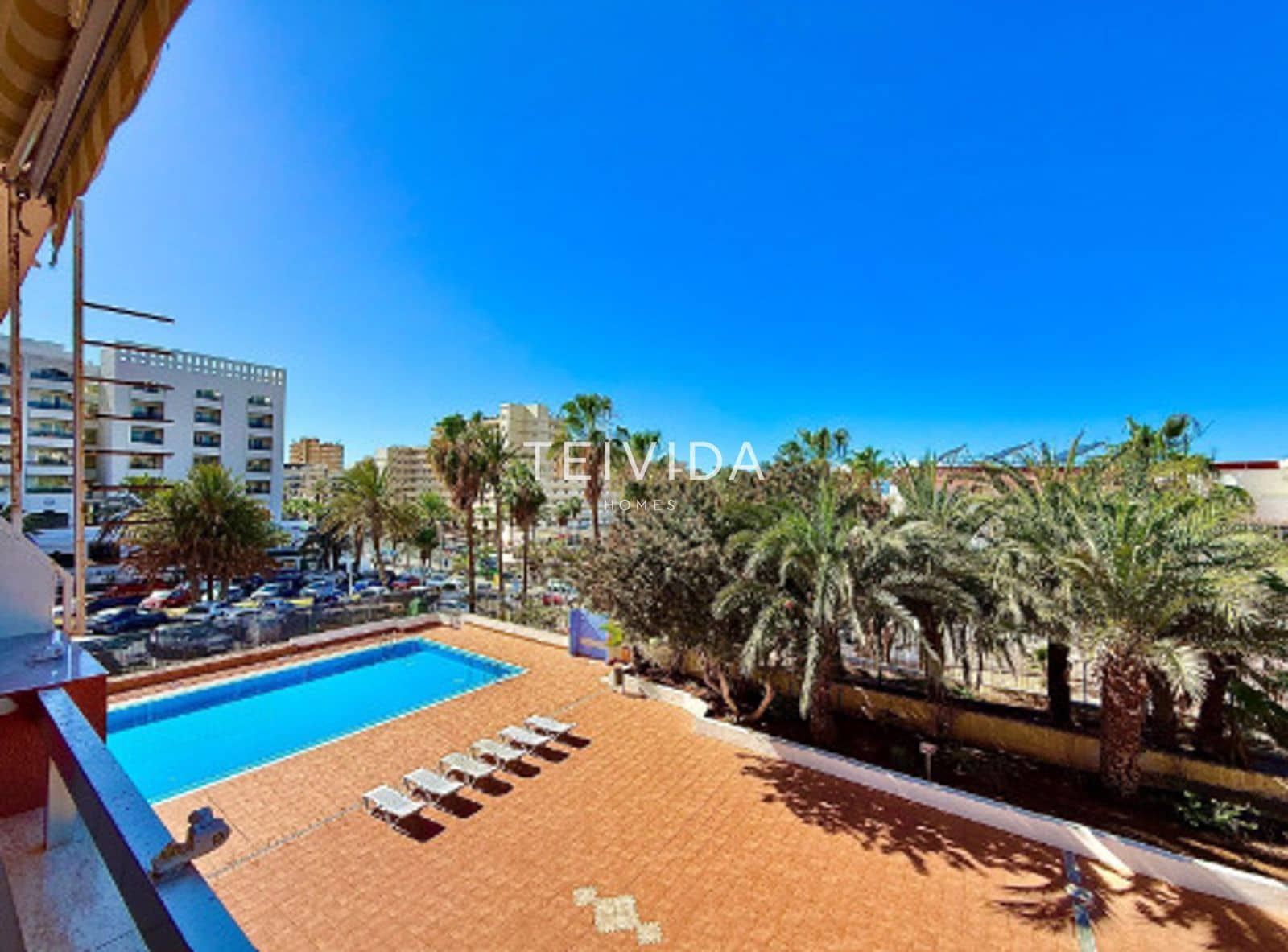 1 bedroom Flat for rent in Playa de las Americas with pool - € 1,500 (Ref: 9707938)