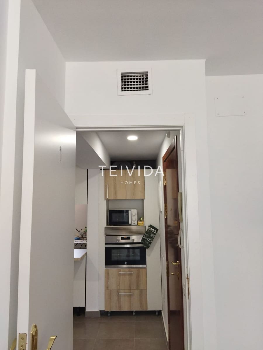 5 bedroom Flat for sale in Santa Cruz de Tenerife - € 239,000 (Ref: 9709249)