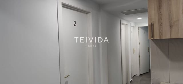 5 makuuhuone Asunto myytävänä paikassa Los Gladiolos, Santa Cruz de Tenerife - 239 000 € (Ref: 9709249)