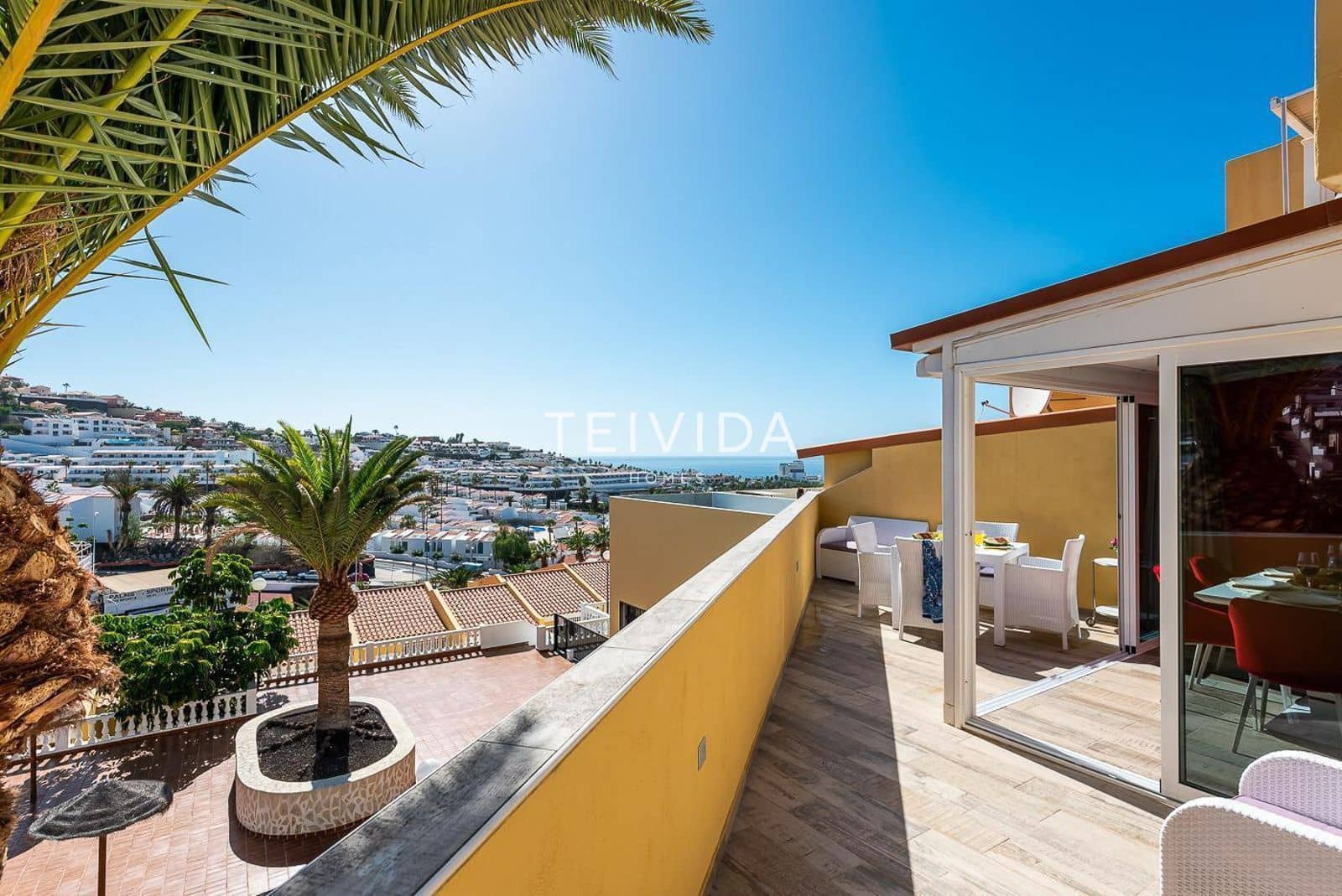 2 soveværelse Penthouse til salg i Costa Adeje med swimmingpool garage - € 495.000 (Ref: 9713844)