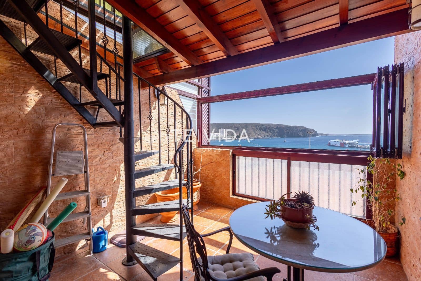 2 sovrum Lägenhet till salu i Los Cristianos - 580 000 € (Ref: 9713845)