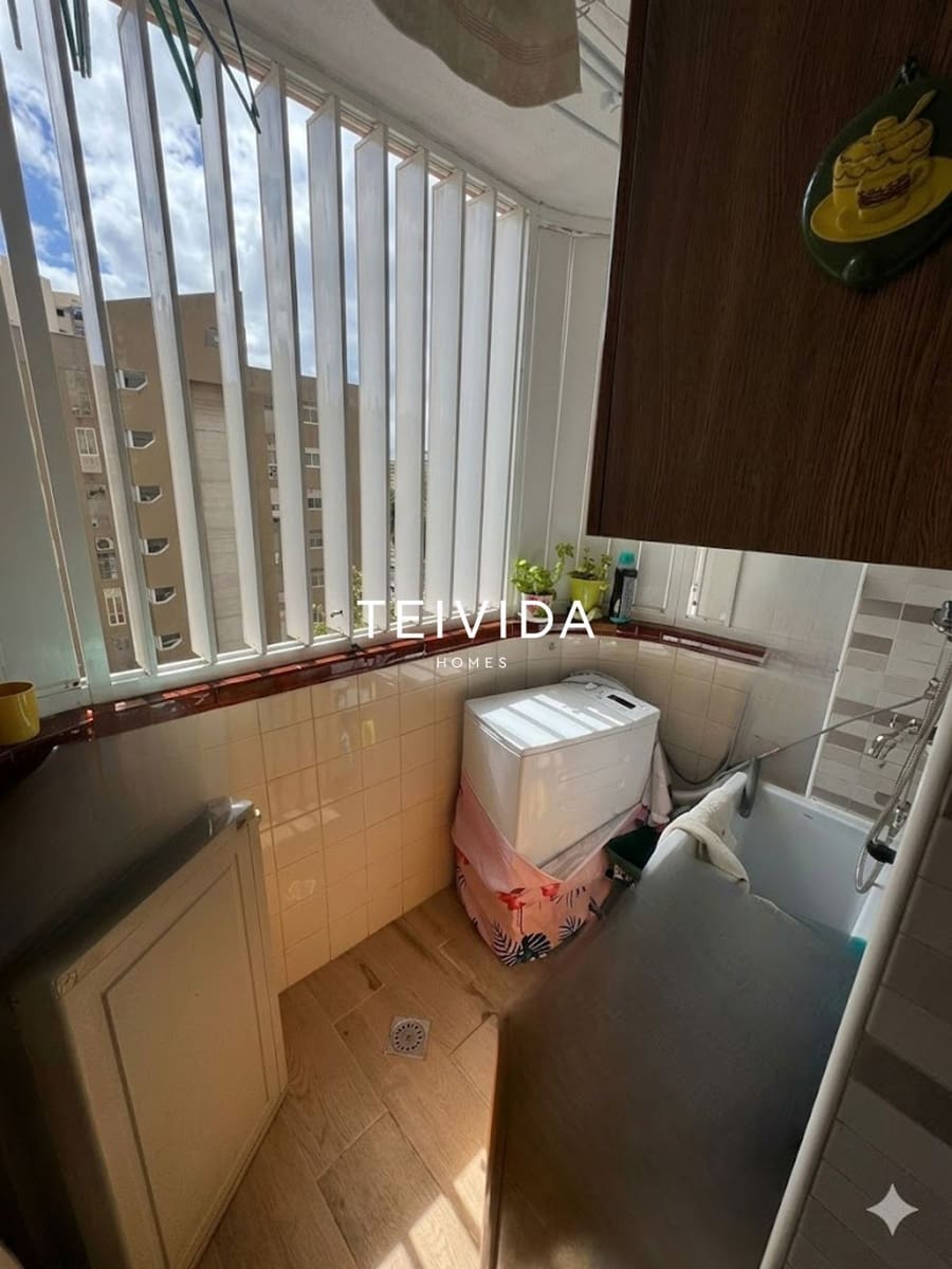 3 sovrum Lägenhet till salu i Santa Cruz de Tenerife med garage - 460 000 € (Ref: 9719199)