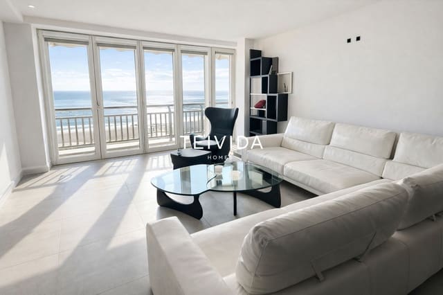 3 slaapkamer Flat te koop in Santa Cruz de Tenerife met garage - € 410.000 (Ref: 9720698)