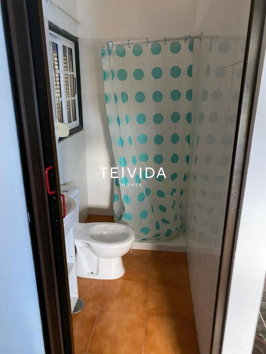 6 bedroom Villa for sale in San Cristobal de La Laguna with garage - € 430,000 (Ref: 9720699)