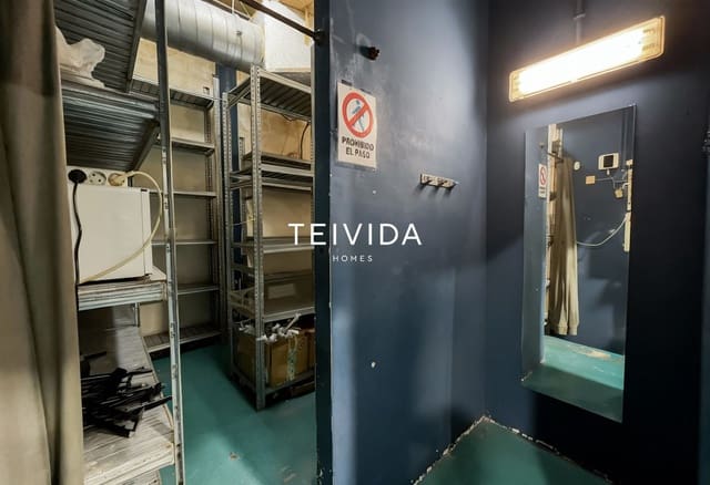 Kommersiell att hyra i Candelaria - 2 300 € (Ref: 9720700)