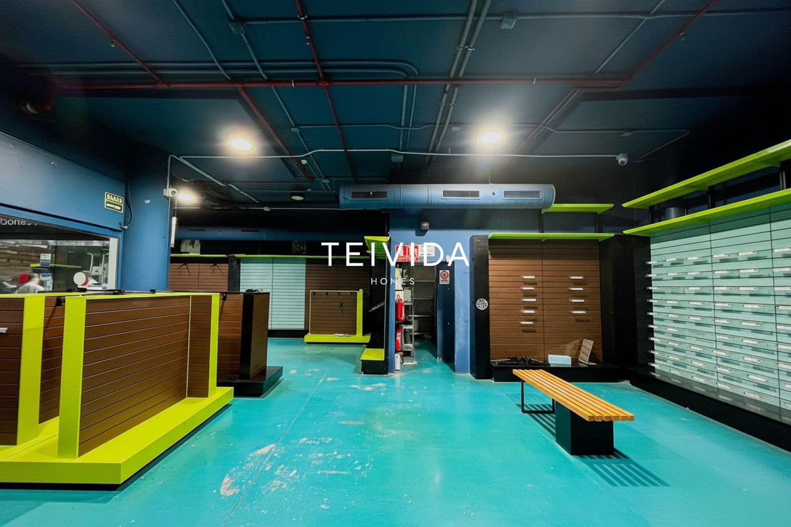 Commercial for rent in Candelaria - € 2,300 (Ref: 9720700)