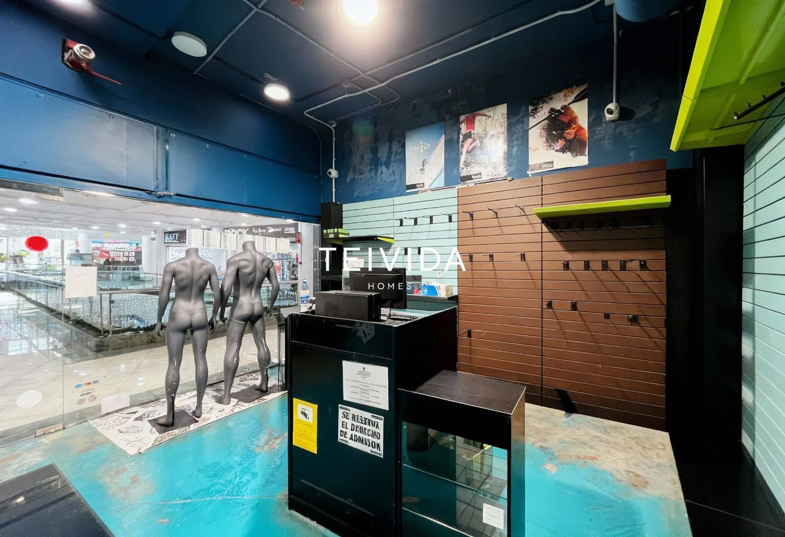 Commercial for rent in Candelaria - € 2,300 (Ref: 9720700)