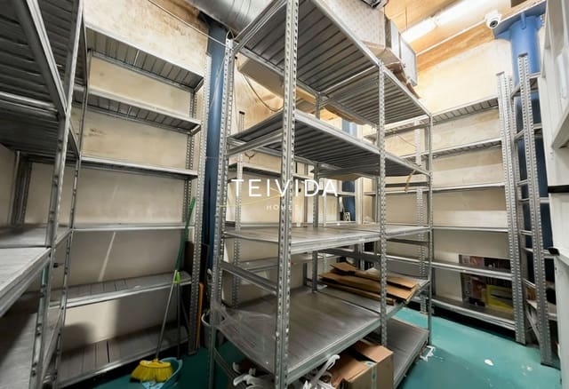 Kommersiell att hyra i Candelaria - 2 300 € (Ref: 9720700)