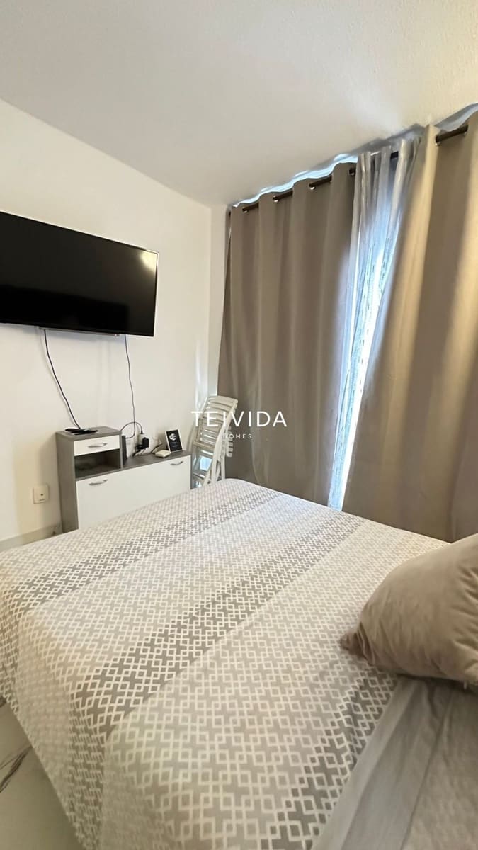Appartement de 1 chambre à louer à Los Cristianos - 2 500 € (Ref: 9720701)