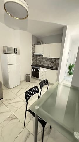 Appartement de 1 chambre à louer à Los Cristianos, Arona - 2 500 € (Ref: 9720701)
