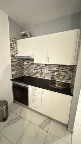 Appartement de 1 chambre à louer à Los Cristianos, Arona - 2 500 € (Ref: 9720701)