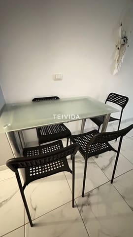 Appartement de 1 chambre à louer à Los Cristianos, Arona - 2 500 € (Ref: 9720701)