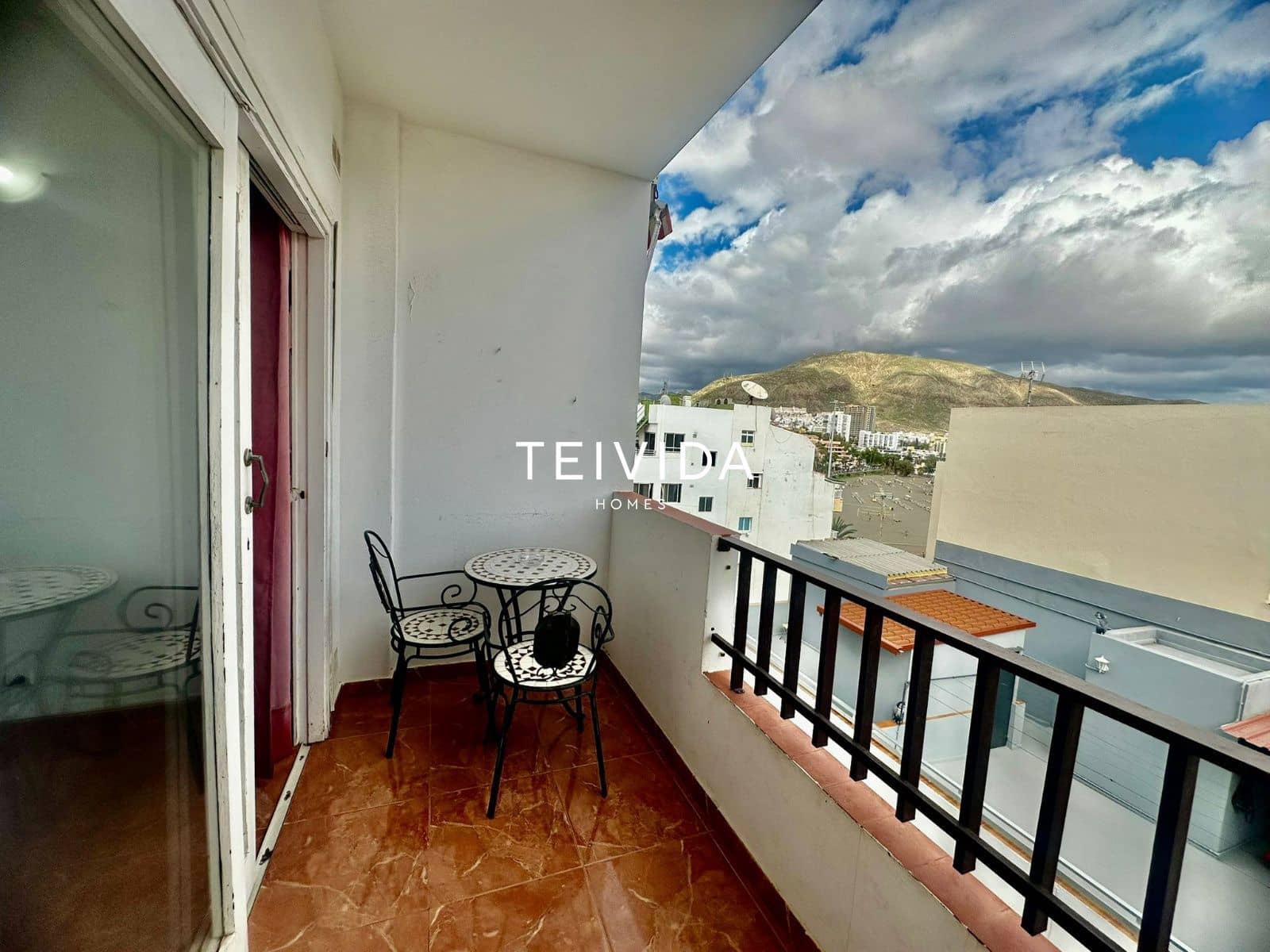 1 bedroom Flat for rent in Los Cristianos - € 1,600 (Ref: 9720701)