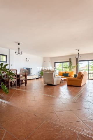 3 soverom Villa til salgs i Tacoronte med garasje - € 825 000 (Ref: 9723824)