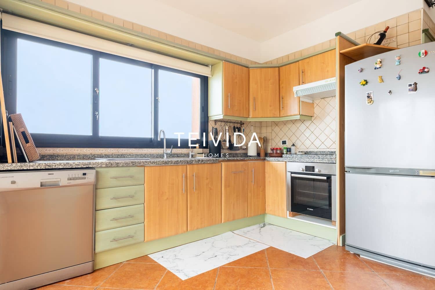 3 bedroom Villa for sale in Tacoronte with garage - € 825,000 (Ref: 9723824)