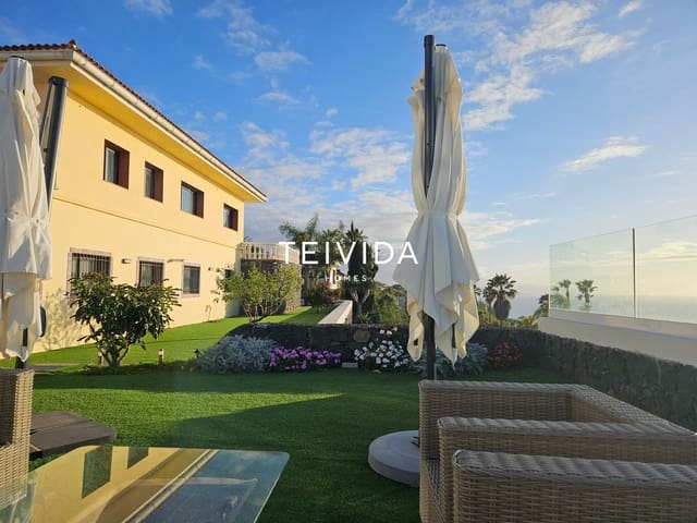 3 soverom Villa til salgs i Tacoronte med garasje - € 825 000 (Ref: 9723824)