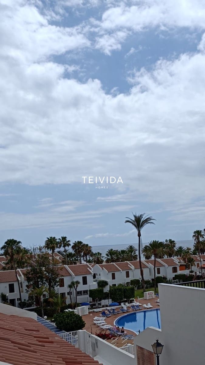 Flat for sale in Costa Adeje with pool - € 280,000 (Ref: 9730901)