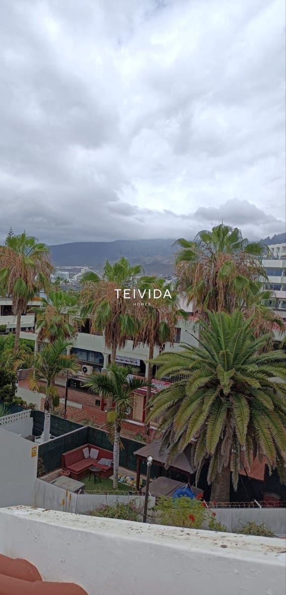 Flat for sale in Costa Adeje with pool - € 280,000 (Ref: 9730901)