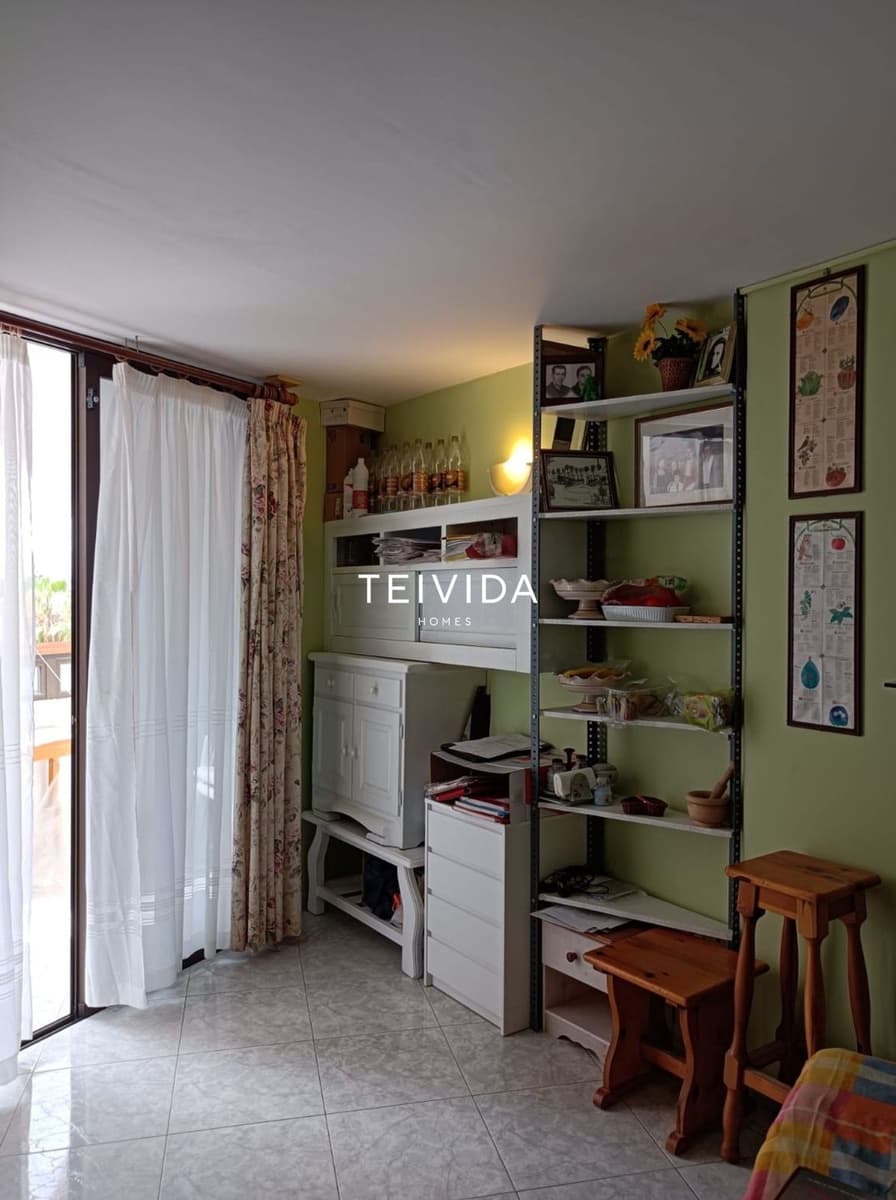 Flat for sale in Costa Adeje with pool - € 280,000 (Ref: 9730901)