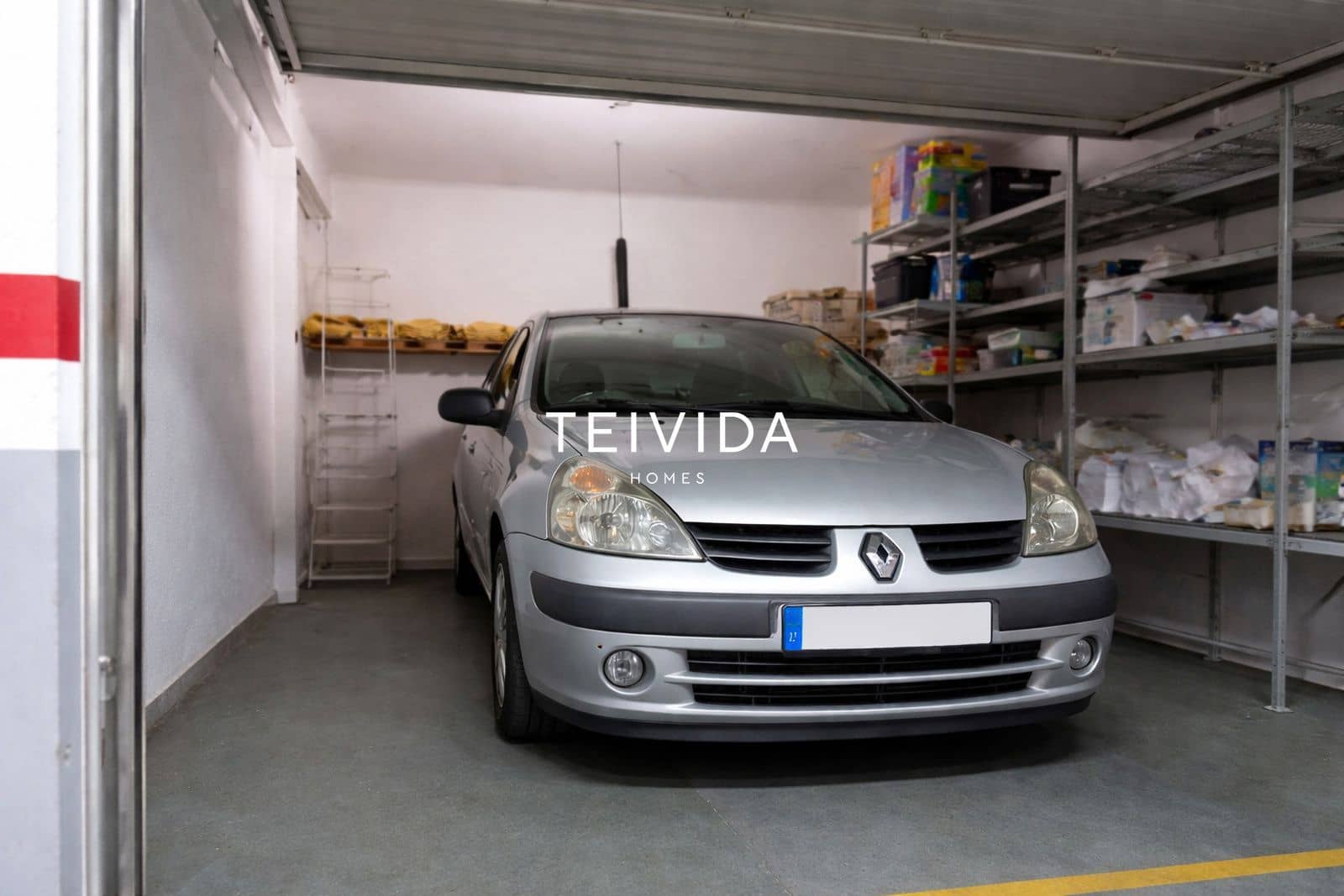 Flat for sale in Costa Adeje with pool - € 280,000 (Ref: 9730901)