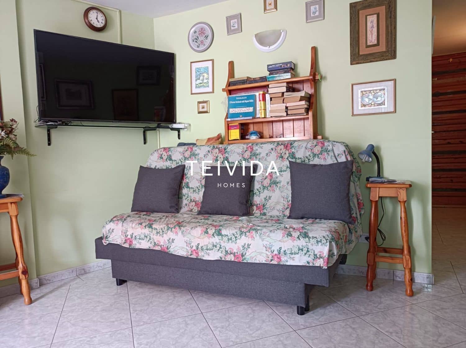 Flat for sale in Costa Adeje with pool - € 280,000 (Ref: 9730901)