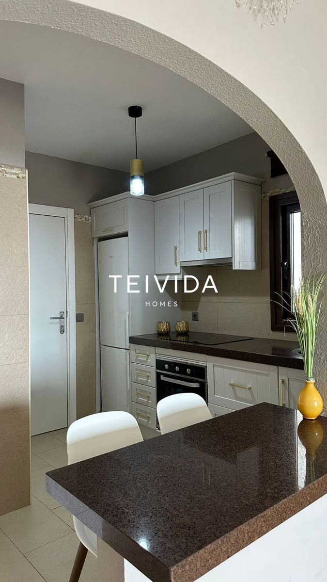 2 bedroom Flat for rent in Puerto de la Cruz with pool - € 1,410 (Ref: 9731219)